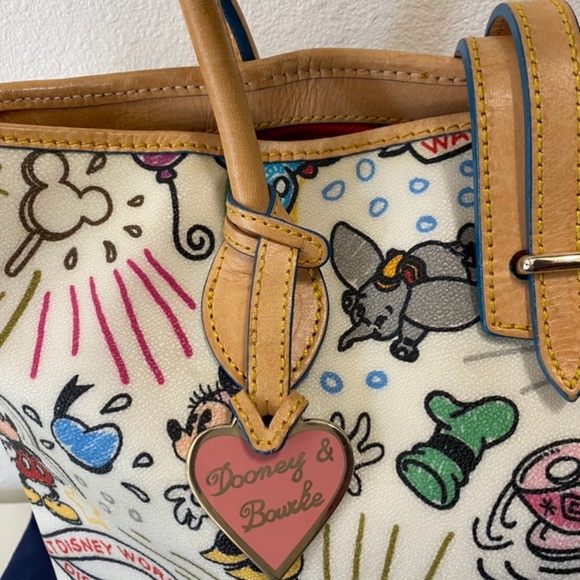 Dooney & Bourke Walt Disney Tote Authentic - Picture 8 of 9